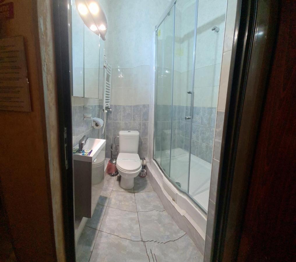 Pensiunea La Palia Яссы Экстерьер фото